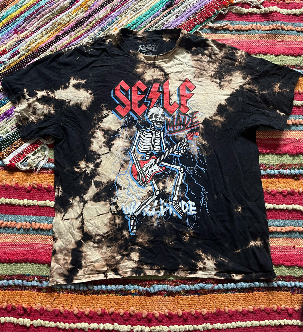 Bleached graphic tee