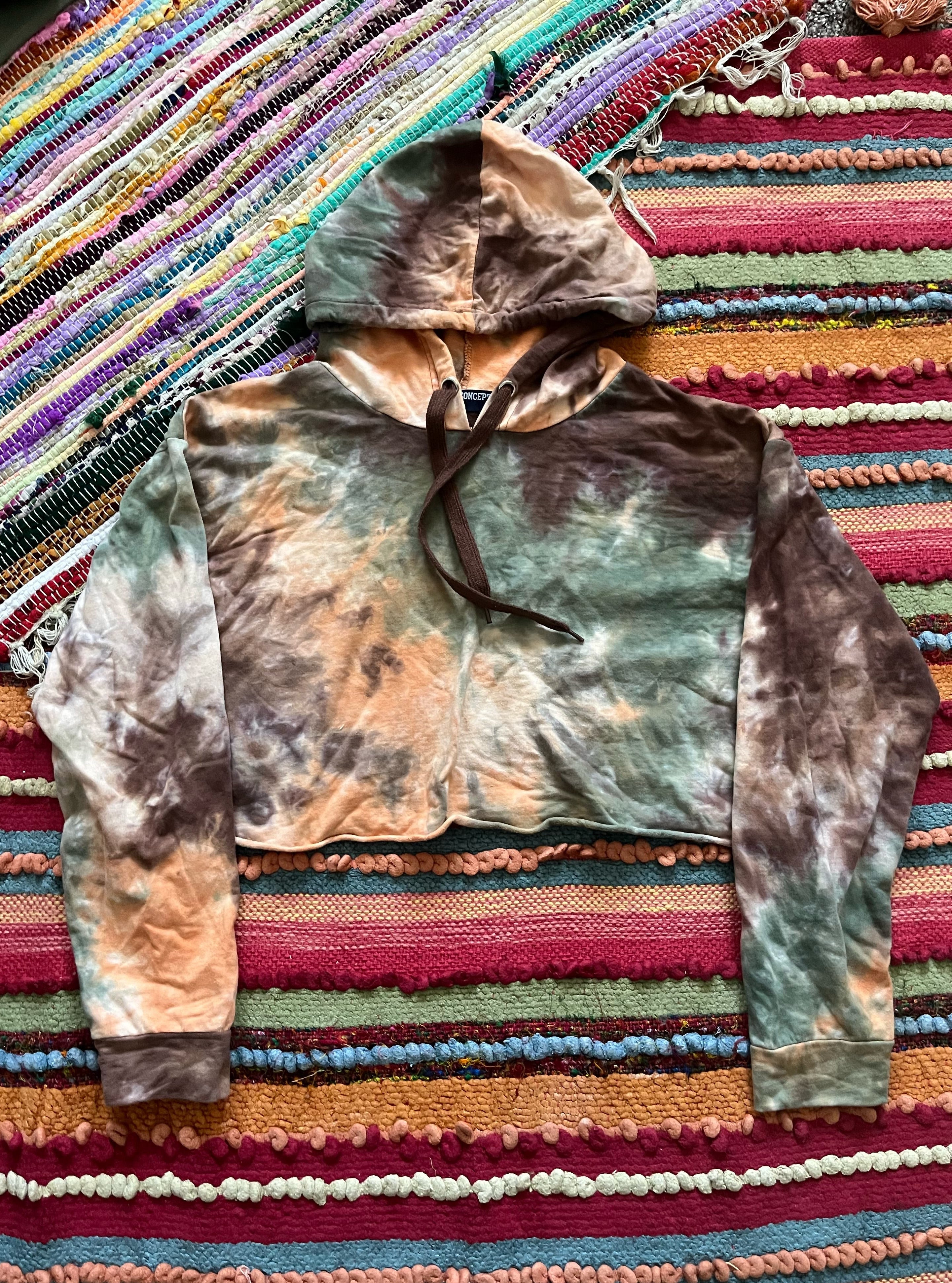 Neutral color tiedye